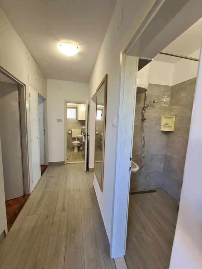 Apartment Ivana โบรดาริตซา ภายนอก รูปภาพ